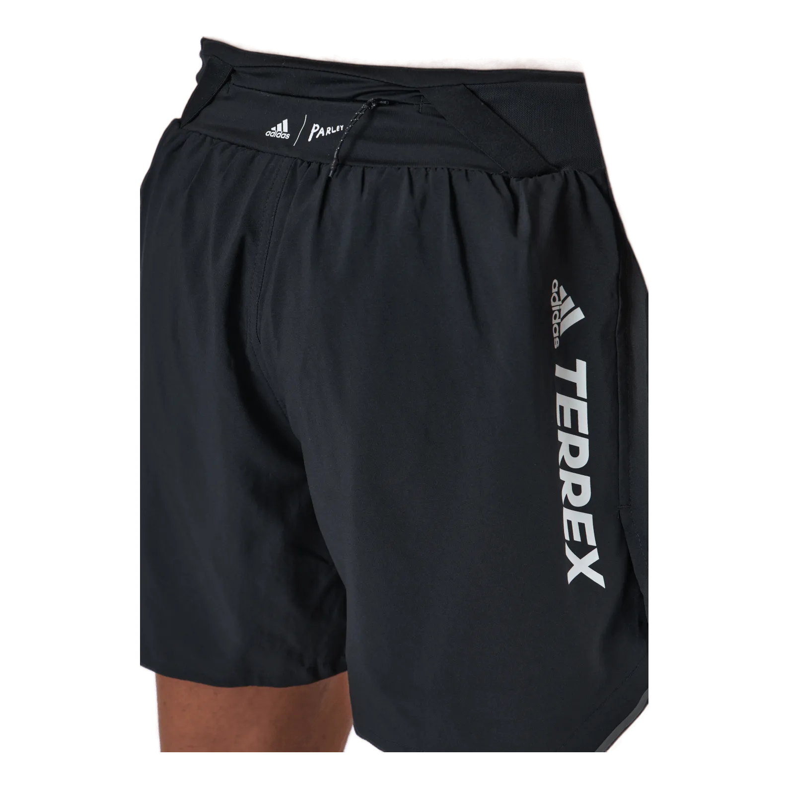 Agr Alla Short Black/white
