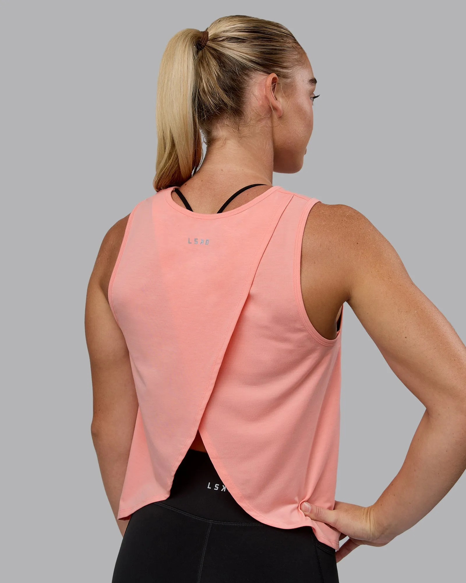 Breeze Training Tank - Murex Shell