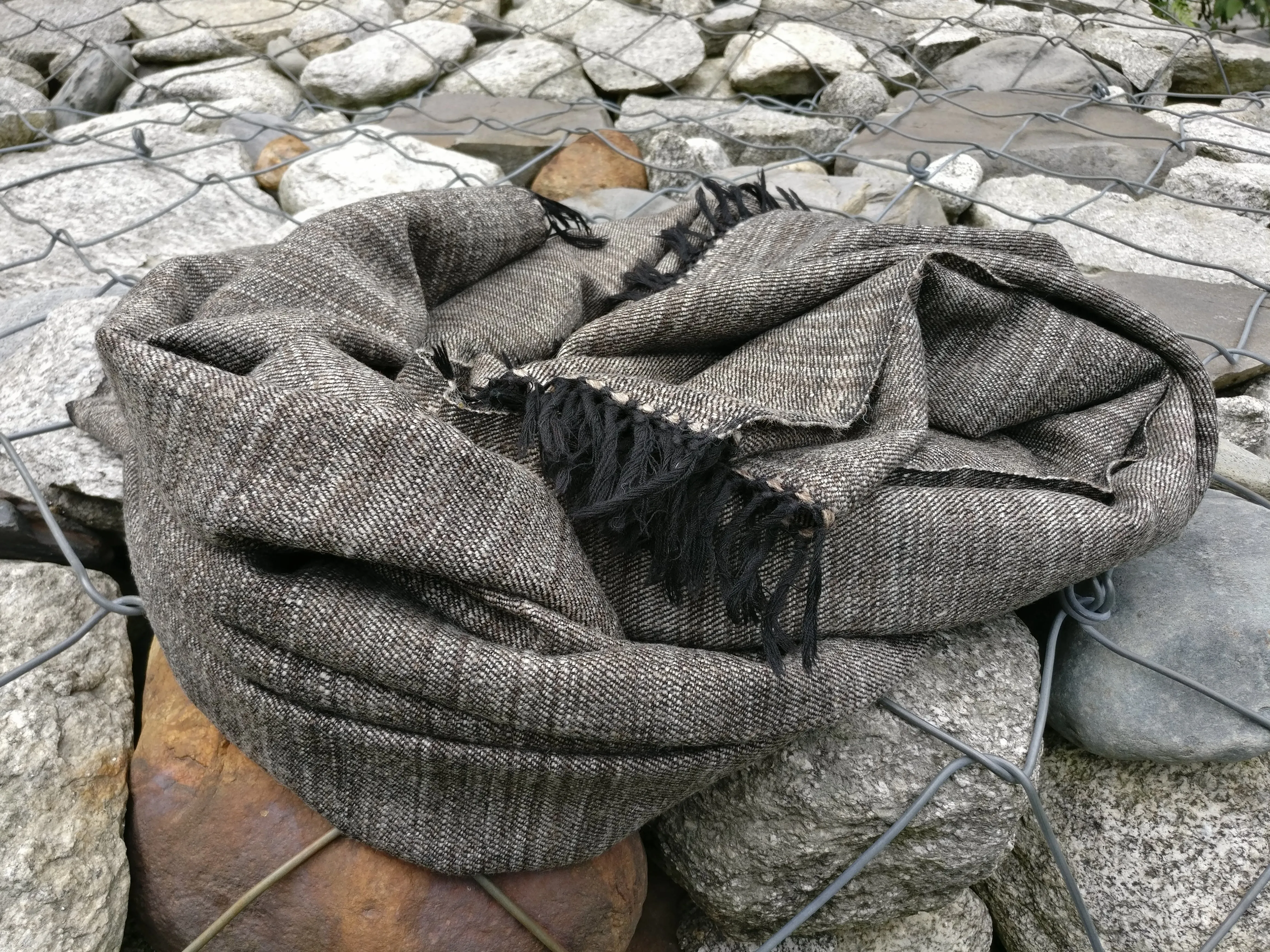 Unisex wool blanket scarf