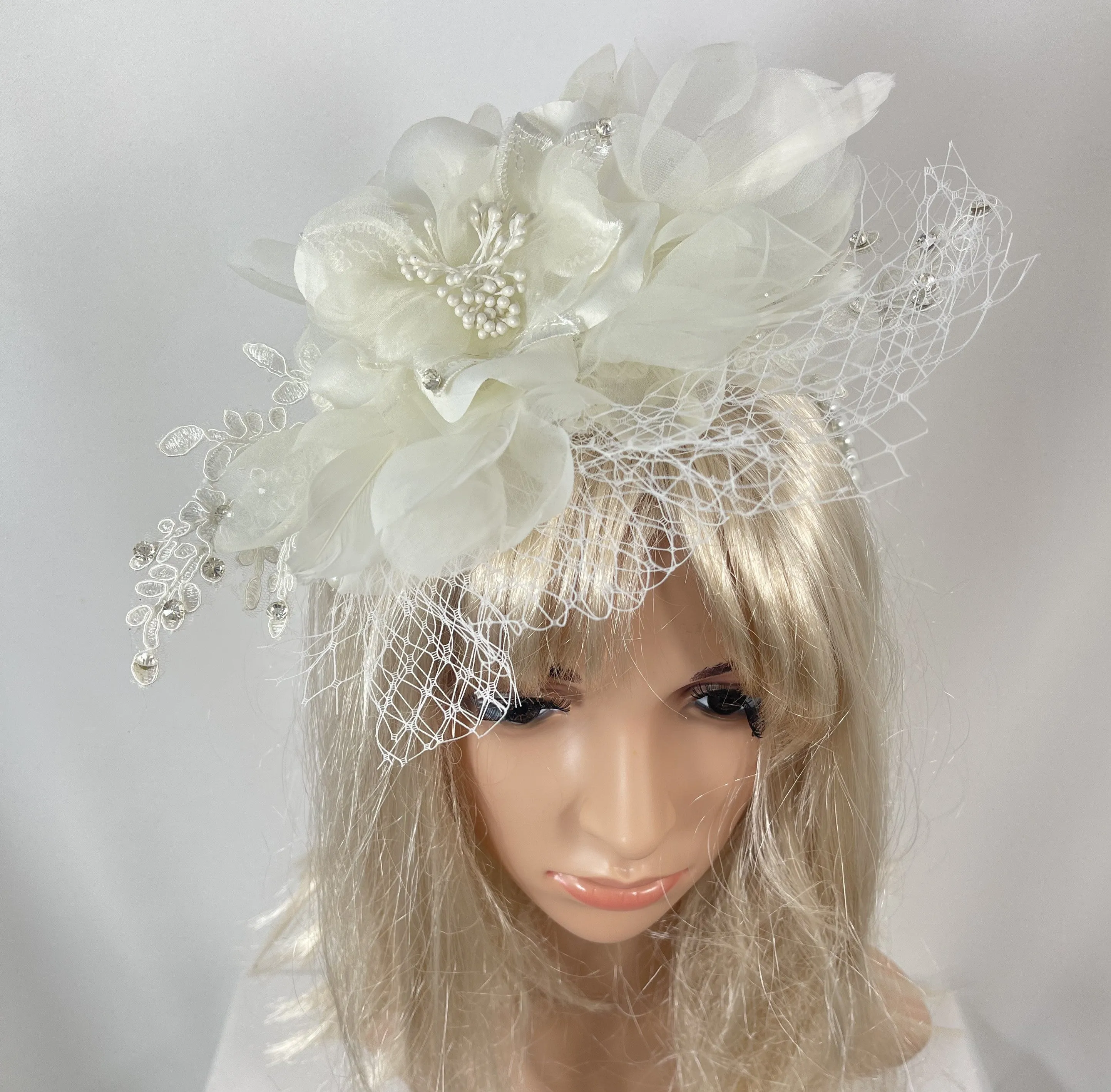Victorian Vintage Bridal Flower White Feather Lace Net Fascinator with Pearl Headband